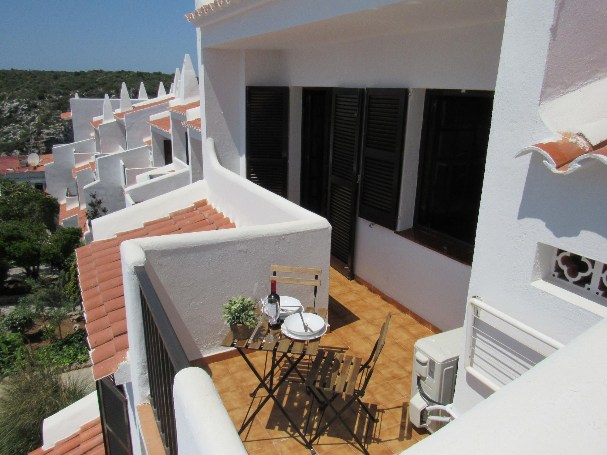 Aparthotel Nelva Resort Cala En Porter  Exterior photo