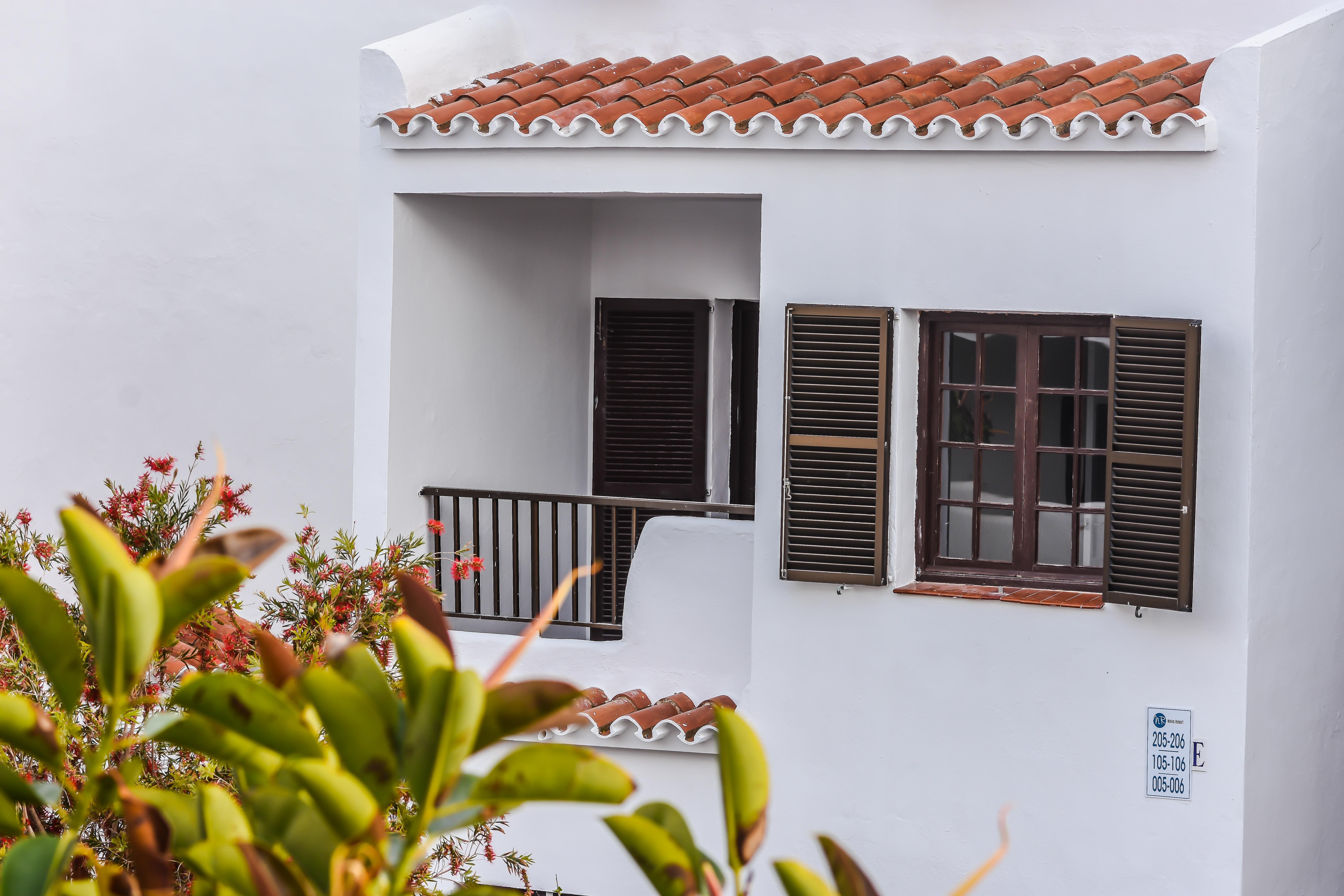Aparthotel Nelva Resort Cala En Porter  Exterior photo