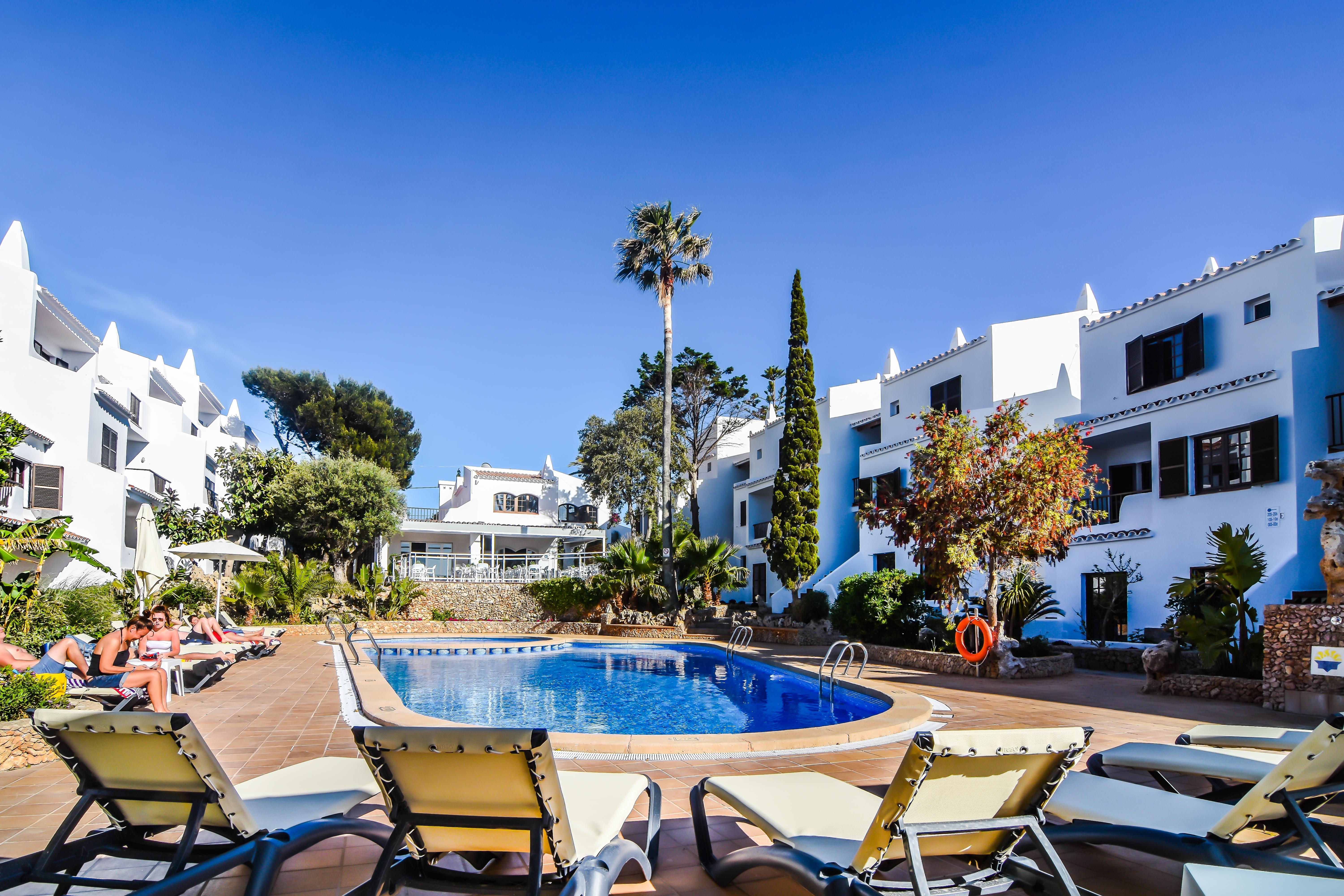 Aparthotel Nelva Resort Cala En Porter  Exterior photo